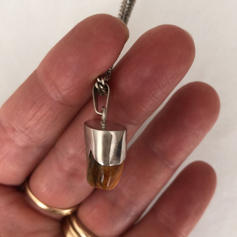 Butterscotch Baltic Amber pendant on silver necklace. - Picture 7 of 14